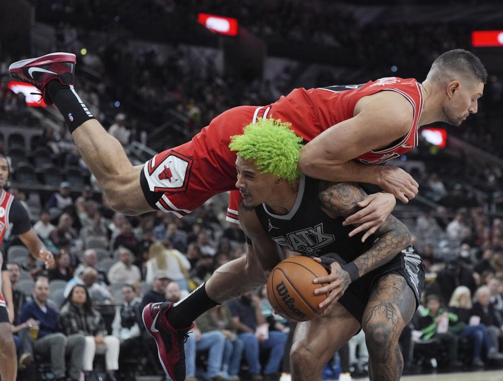 保持强势 保持强势